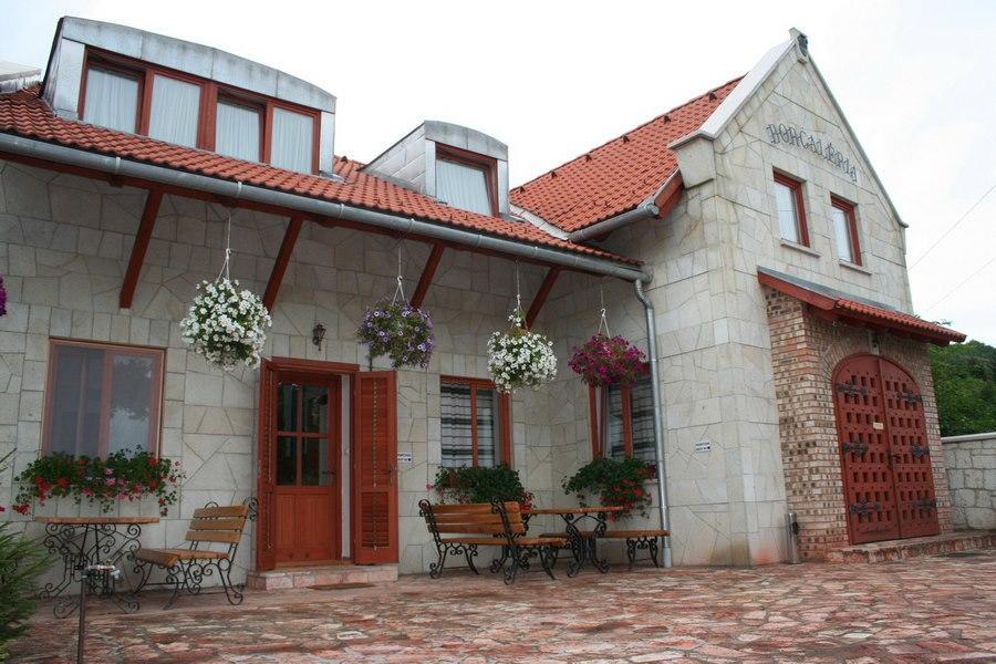 Gasthof Borgaleria *